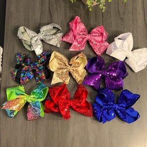 9 PIECE GIRLS BOWS, BRAND NEW